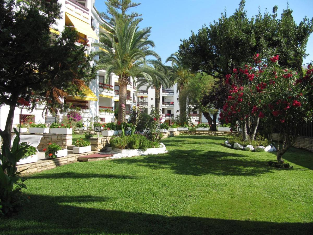 Corcega Salou Beach Apartaments ภายนอก รูปภาพ